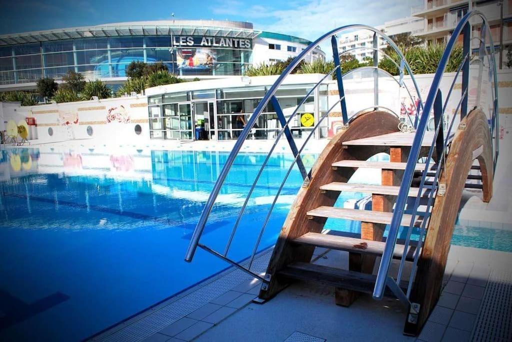 Tiny Studio Terrasse, Hypercentre La Plage A 2 Pas ! Ле-Сабль-д’Олон Экстерьер фото